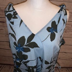 NWT Motherhood Maternity Floral Tank size L Large